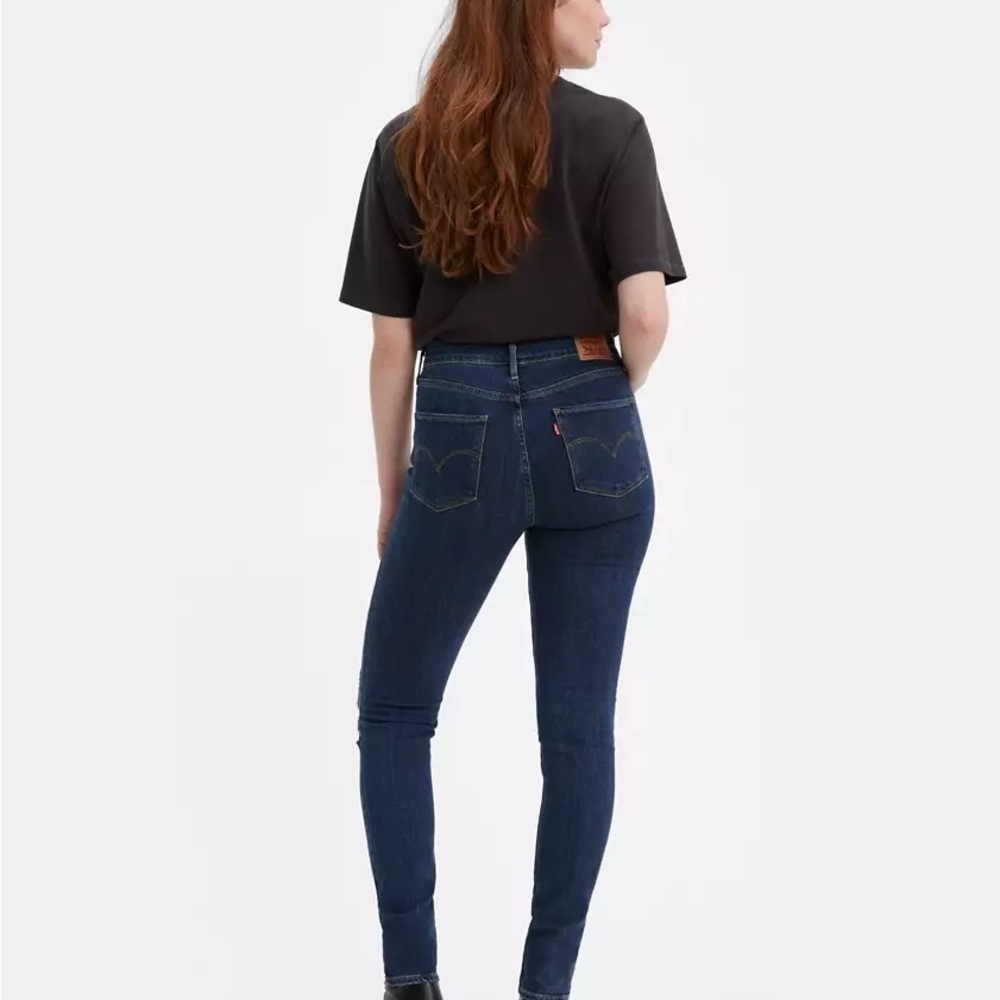 Levi’s Women's Blue Distressed High Rise Skinny Jeans sz 32 - Picture 3 of 6